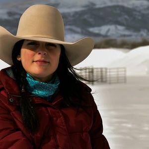 Meet your Posher, Kylee